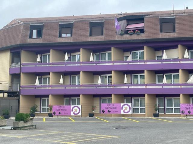 Eh!Toi Self Motel Etoy Exterior foto